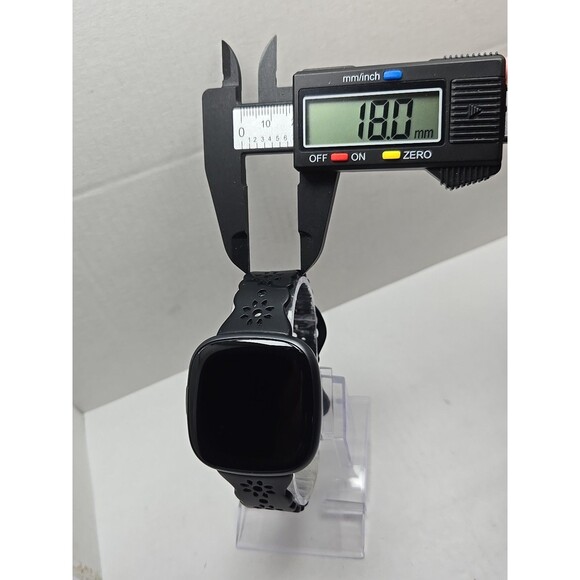 Fitbit Versa 4 GPS Smartwatch Heart Rate Sleep Tracker Google Wallet No Charger - Picture 6 of 10